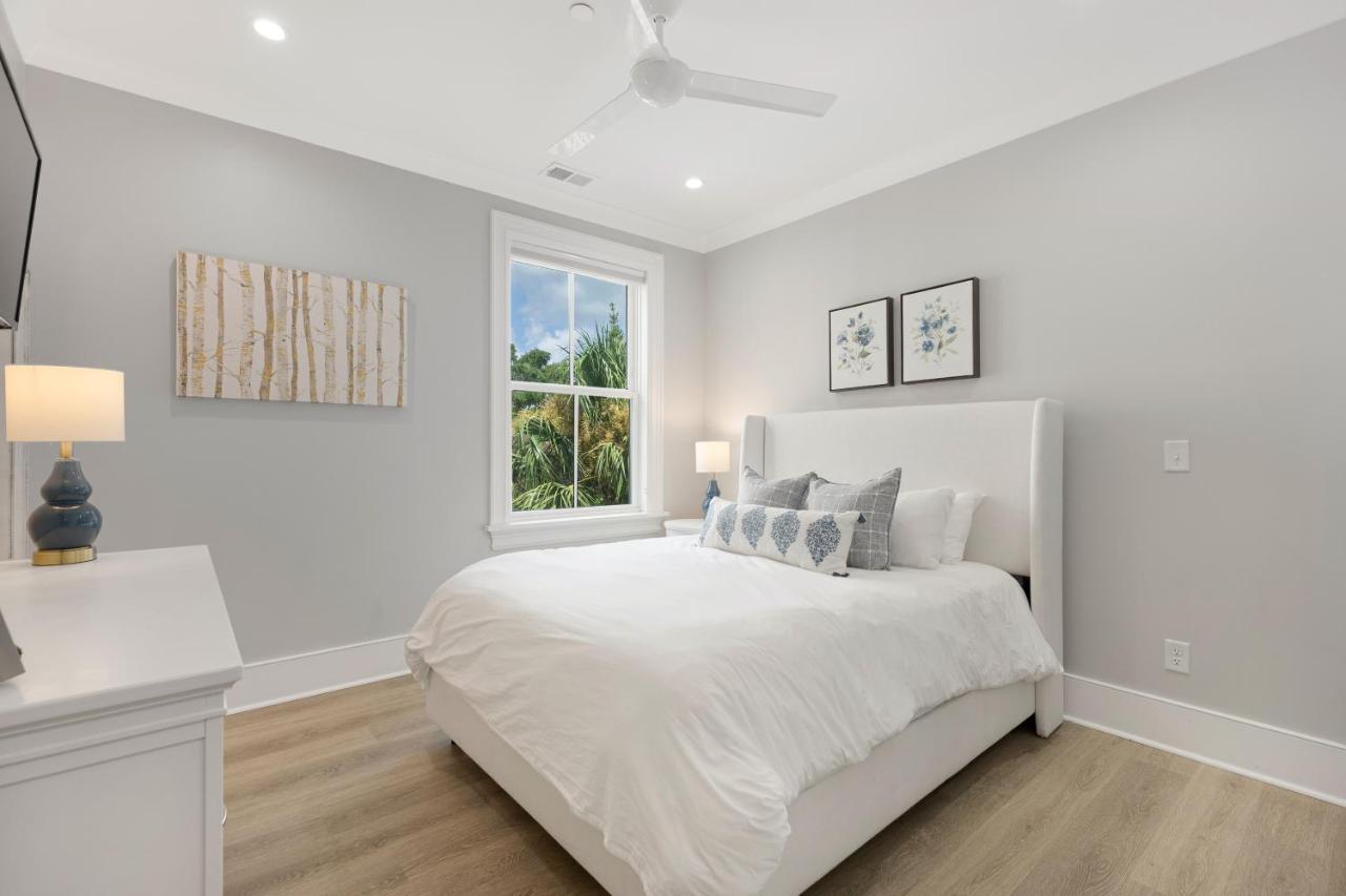 The Cooper Suite At 122 Spring Чарлстън Екстериор снимка